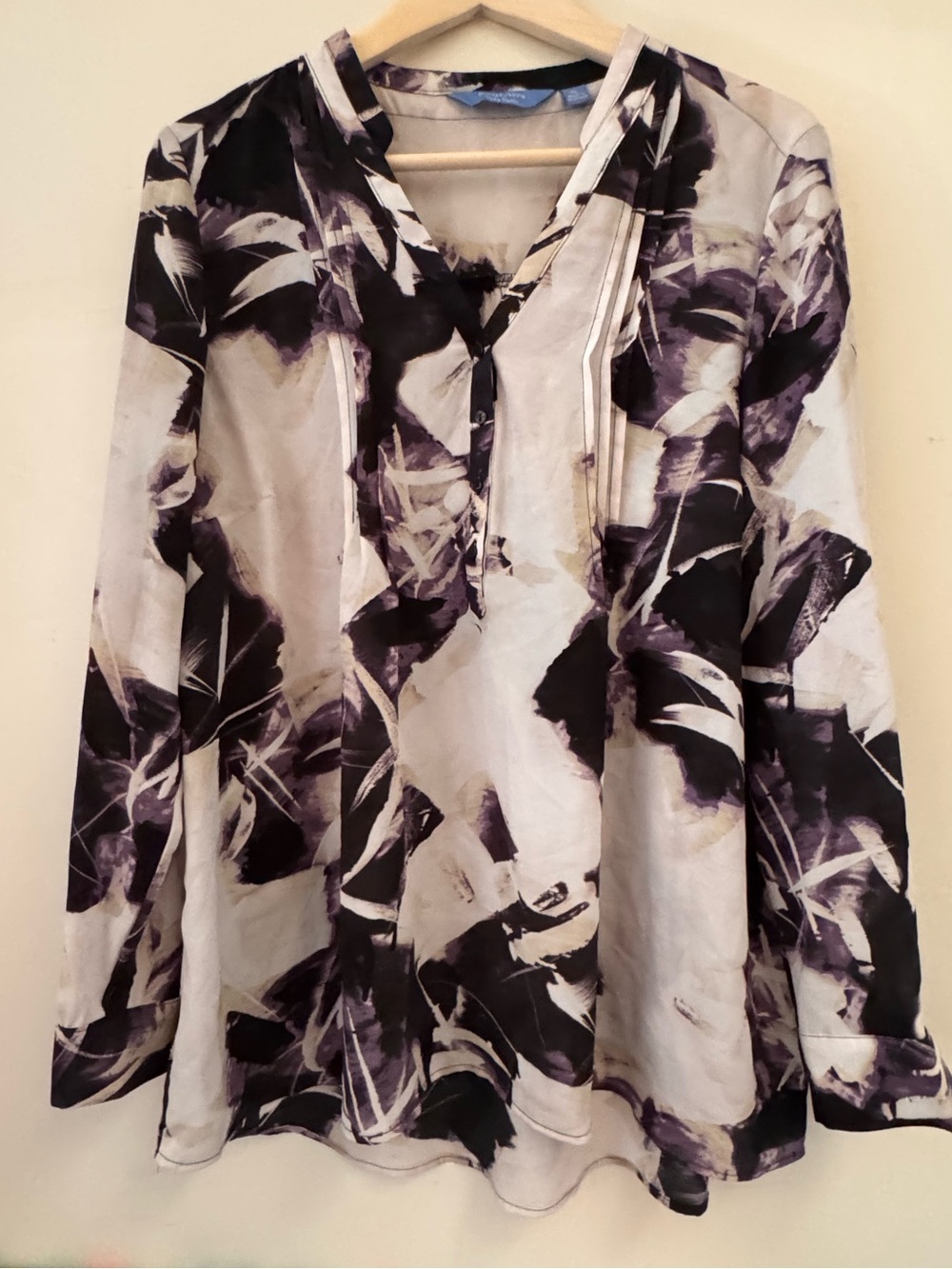 Simply Vera Vera Wang Black & White Abstract Long-Sleeve Tunic